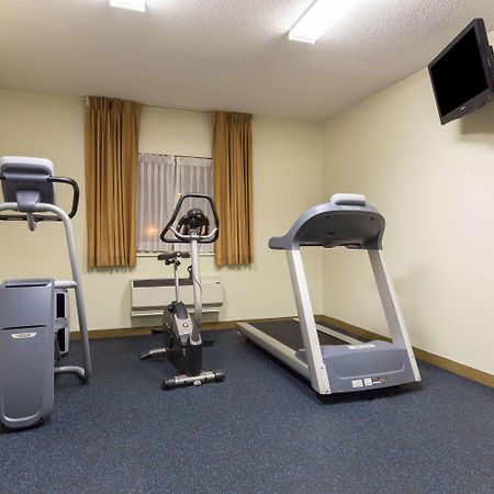 Days Inn By Wyndham Colorado Springs Airport Εξωτερικό φωτογραφία