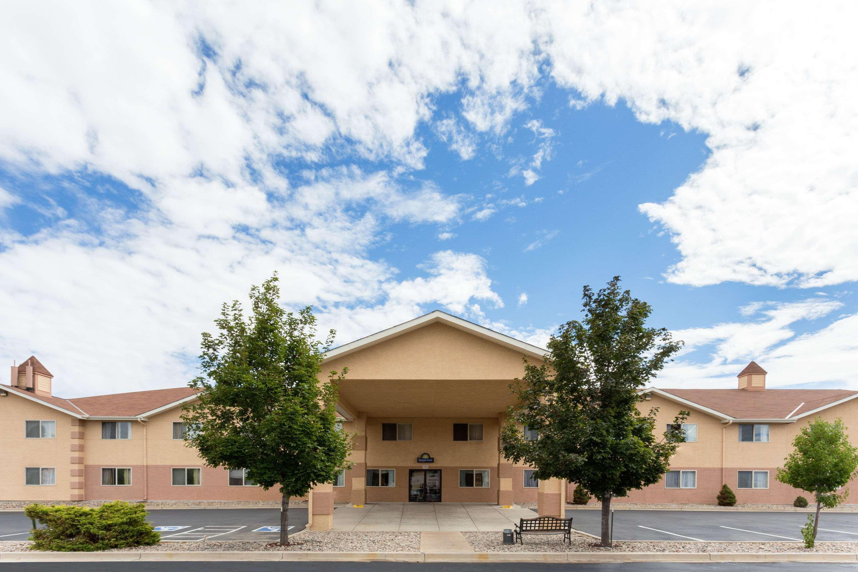 Days Inn By Wyndham Colorado Springs Airport Εξωτερικό φωτογραφία